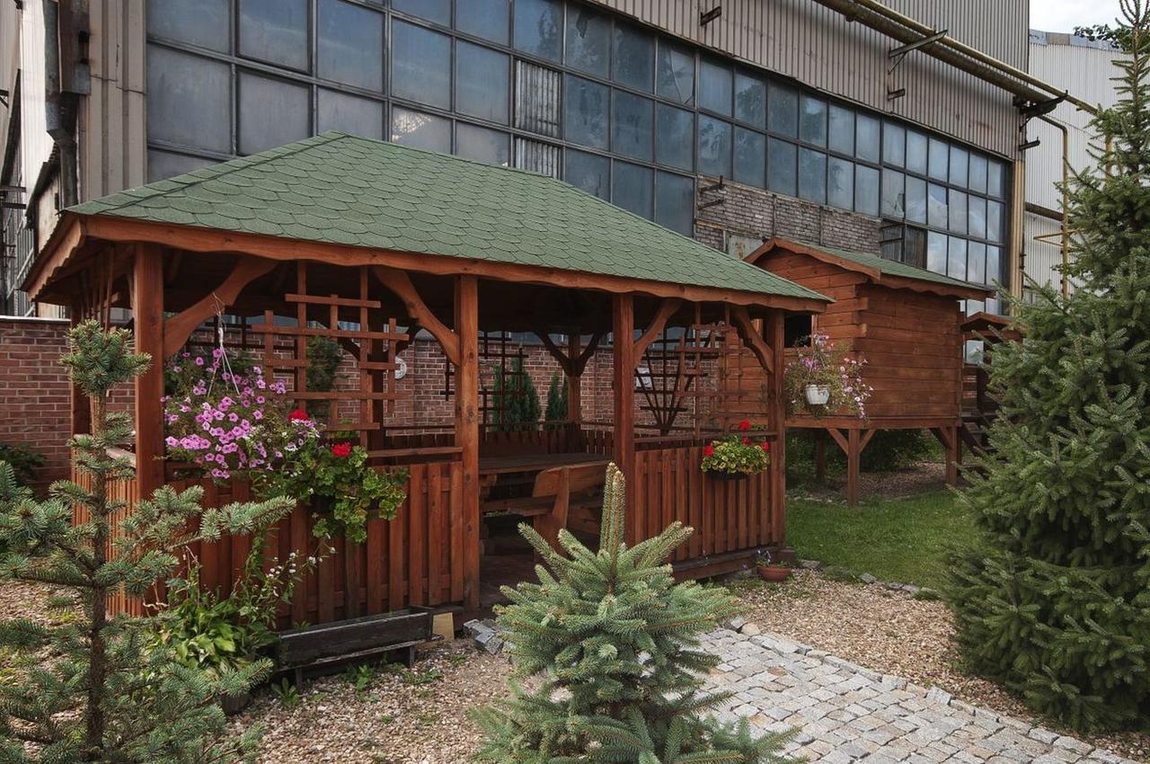Hotel Restauracja Pod Parowozem Ostrowiec Świetokrzyski Exterior foto