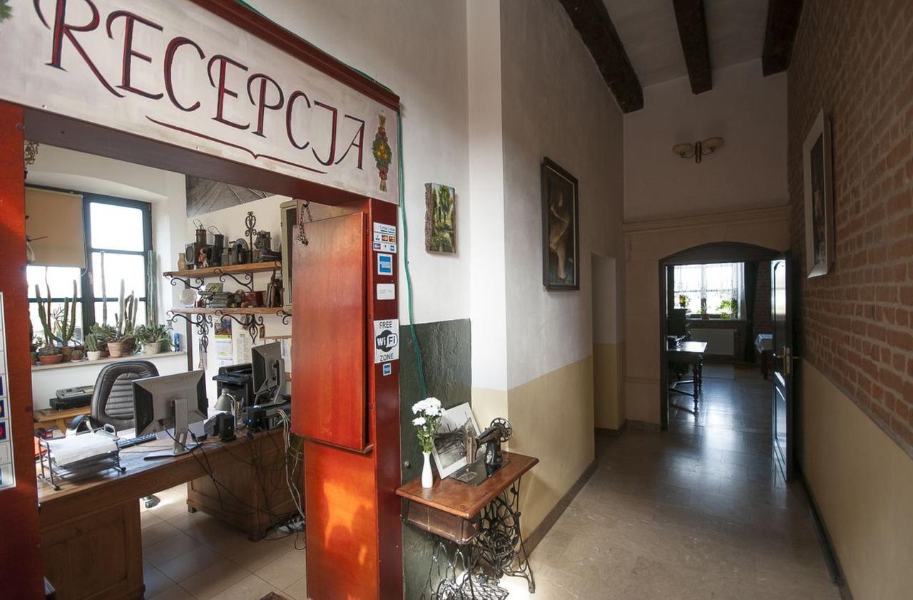 Hotel Restauracja Pod Parowozem Ostrowiec Świetokrzyski Exterior foto