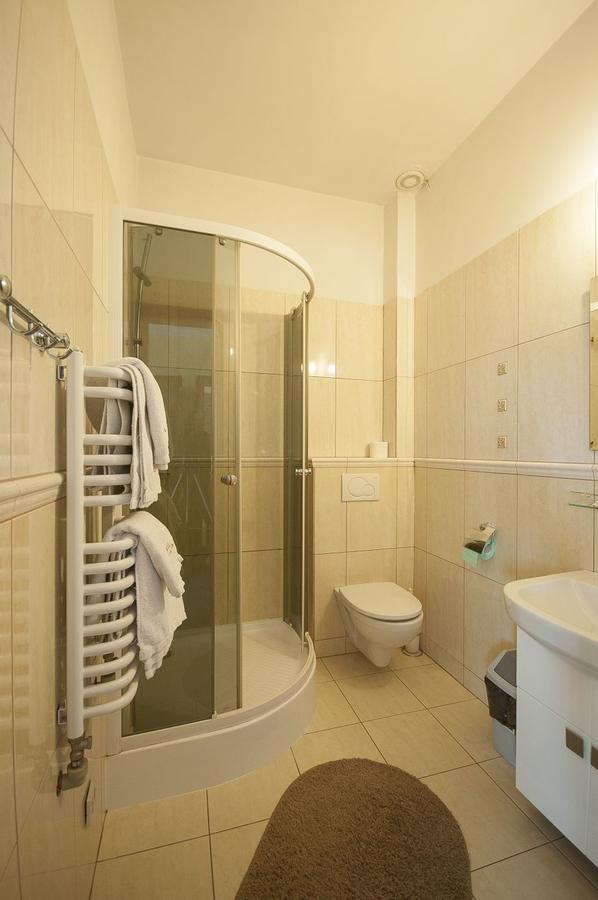 Hotel Restauracja Pod Parowozem Ostrowiec Świetokrzyski Exterior foto